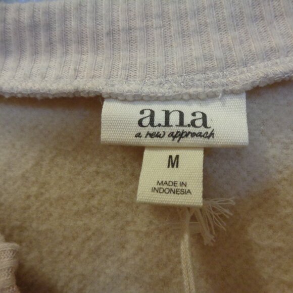 a.n.a. Women's Faux Fur Cream Long Sleeve Polyester Sweater Size Medium NWT - Picture 6 of 10